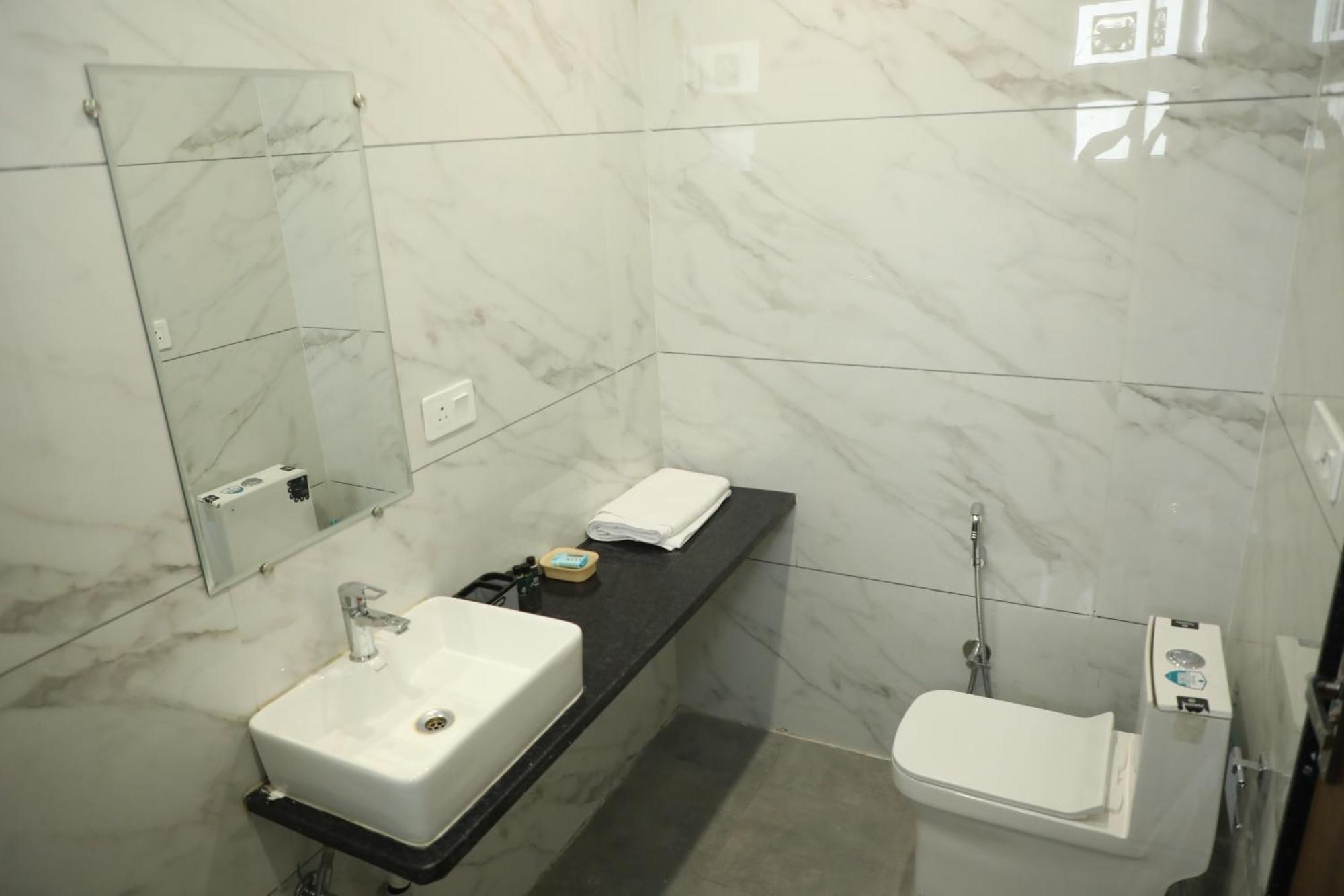 Unio Mystica Apartment Rishīkesh Екстериор снимка